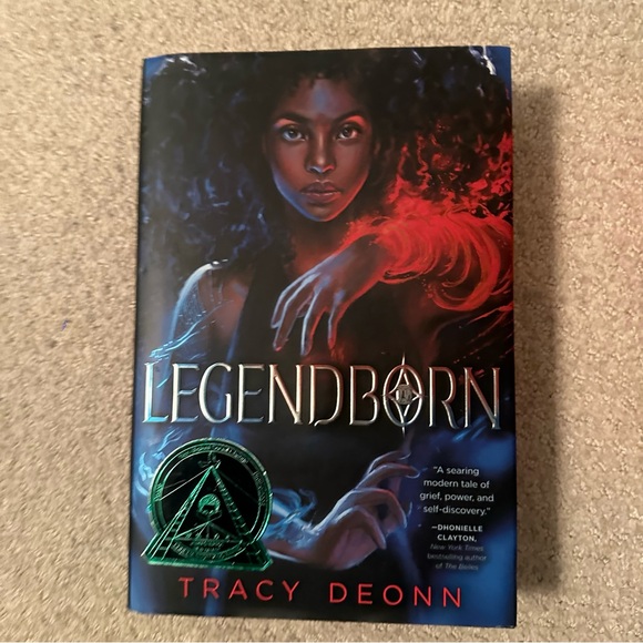 Legendborn by Tracy Deonn - Picture 1 of 2